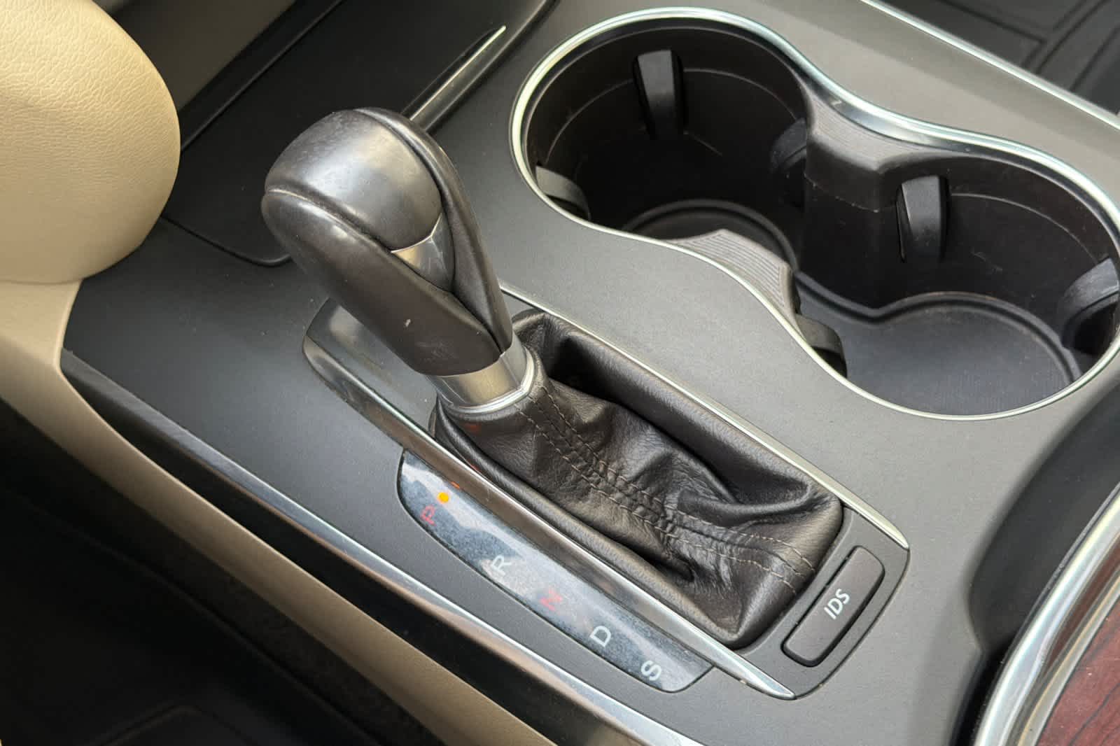 Thumbnail: 2015 Acura MDX - 26