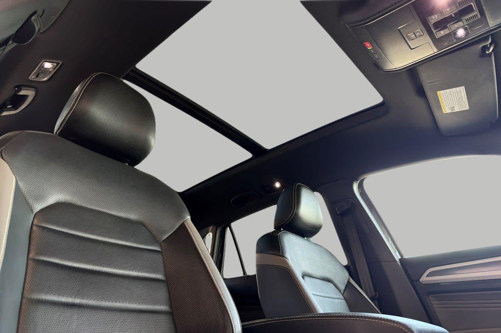 Thumbnail: 2021 Volkswagen Atlas - 19
