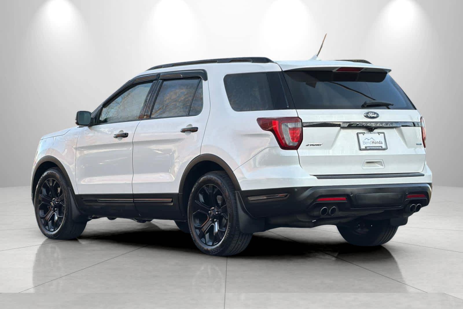 Thumbnail: 2019 Ford Explorer - 6