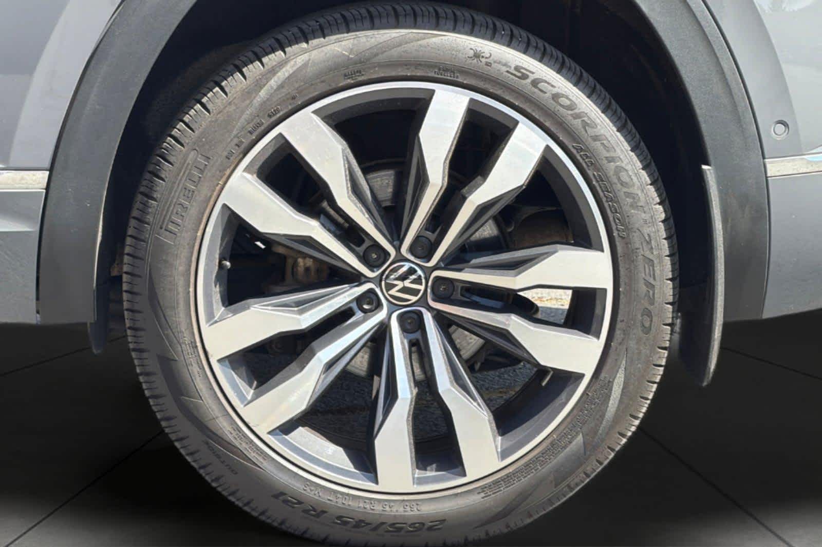 Thumbnail: 2021 Volkswagen Atlas - 11