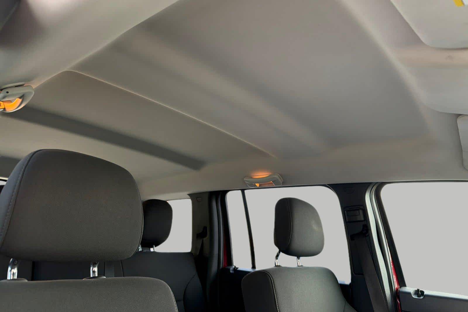 Thumbnail: 2011 Jeep Liberty - 19