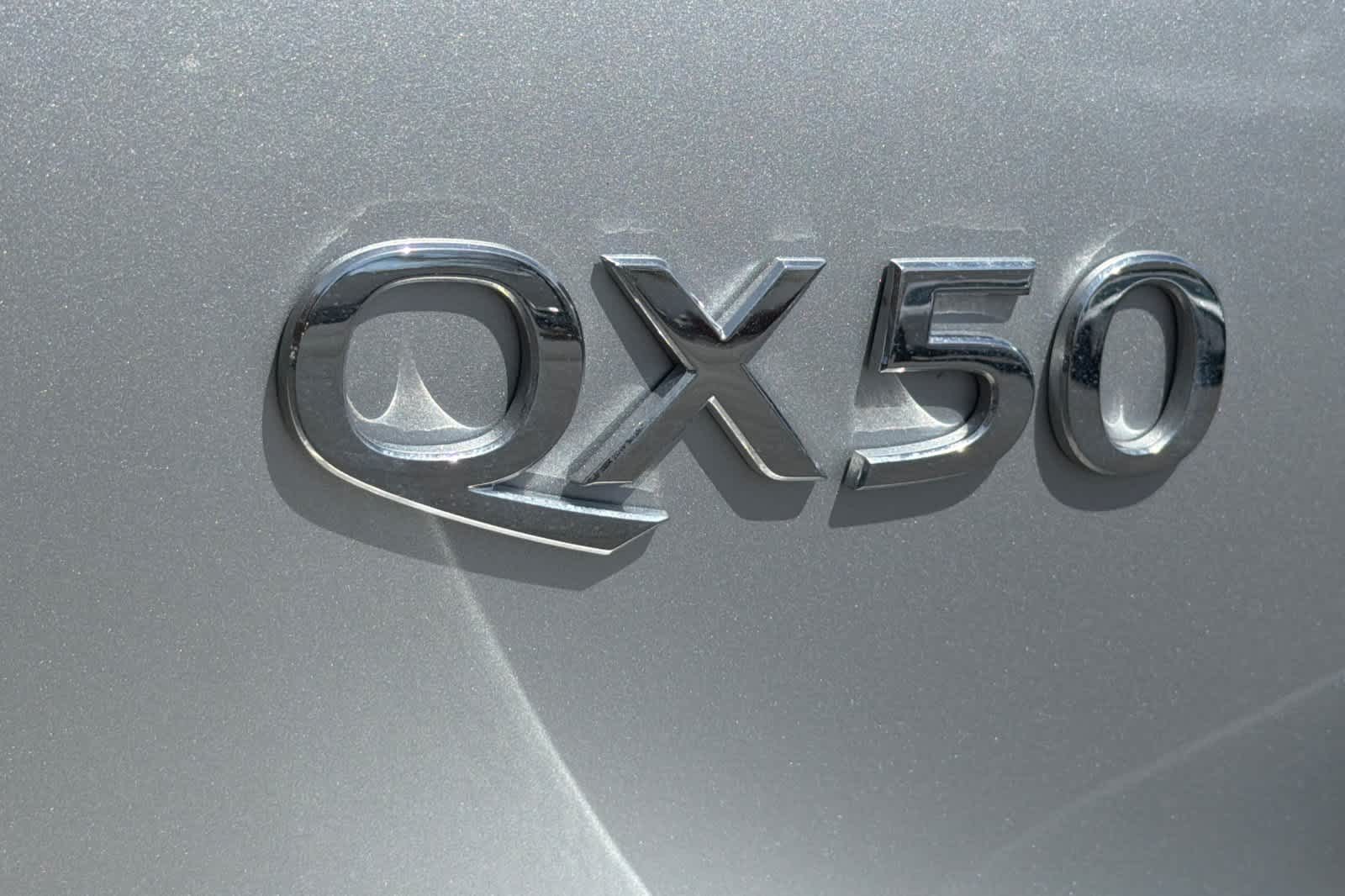 Thumbnail: 2017 INFINITI QX50 - 12