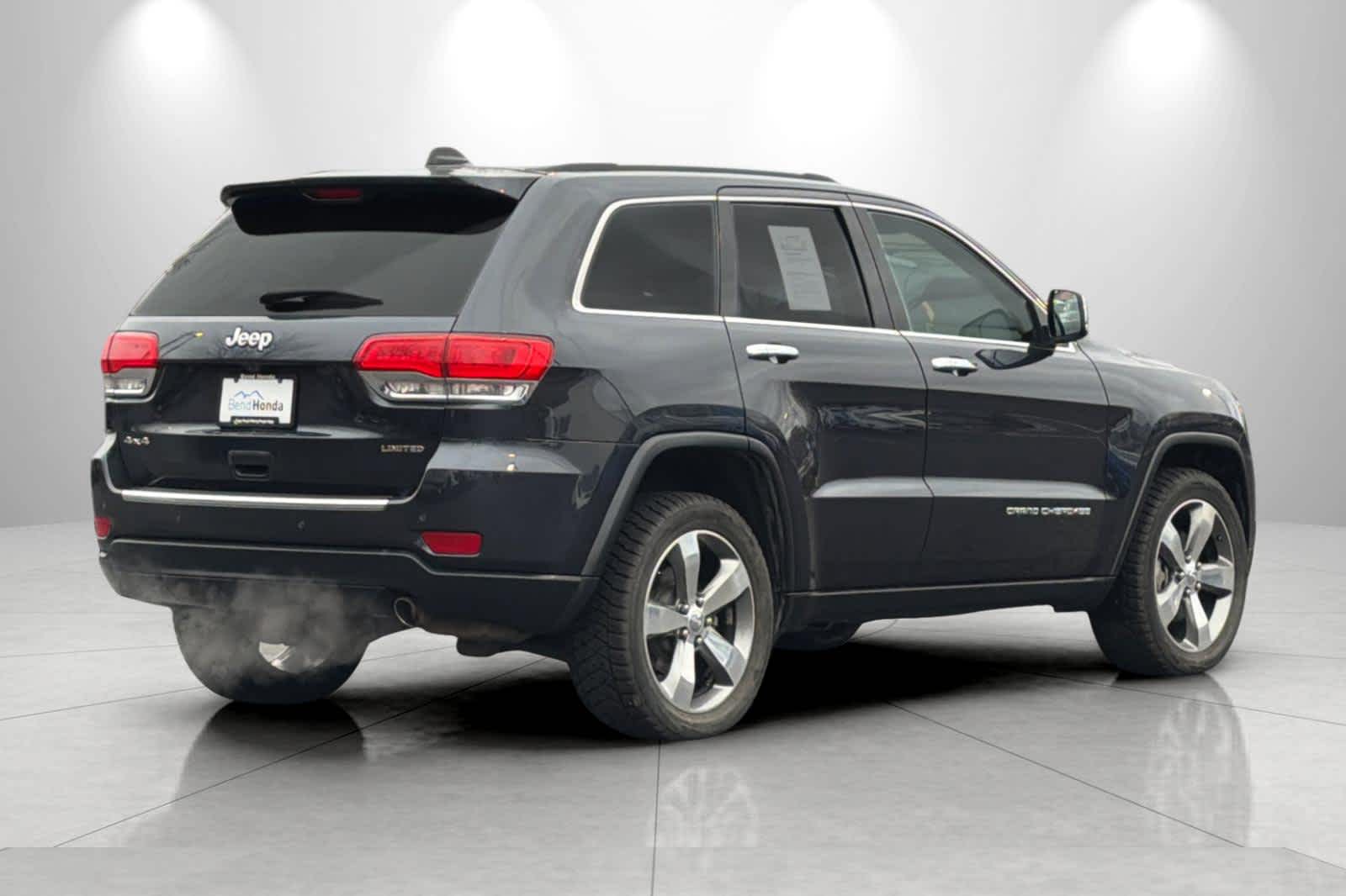 Thumbnail: 2015 Jeep Grand Cherokee - 2