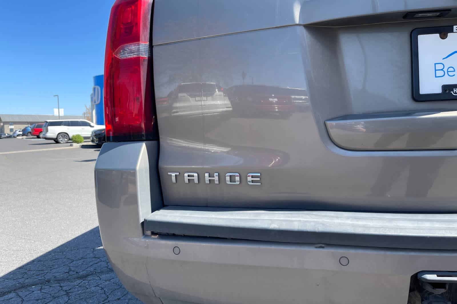 Thumbnail: 2017 Chevrolet Tahoe - 14