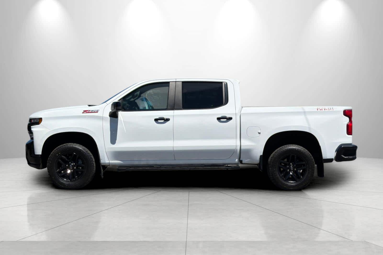 Thumbnail: 2019 Chevrolet Silverado 1500 - 4