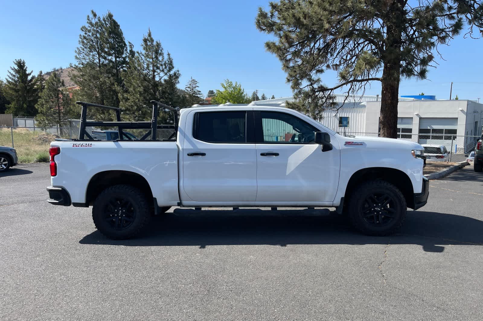 Thumbnail: 2021 Chevrolet Silverado 1500 - 6