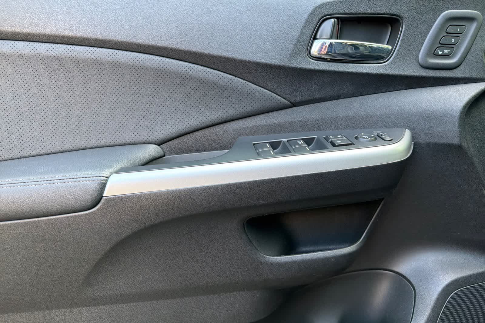 Thumbnail: 2016 Honda CR-V - 13