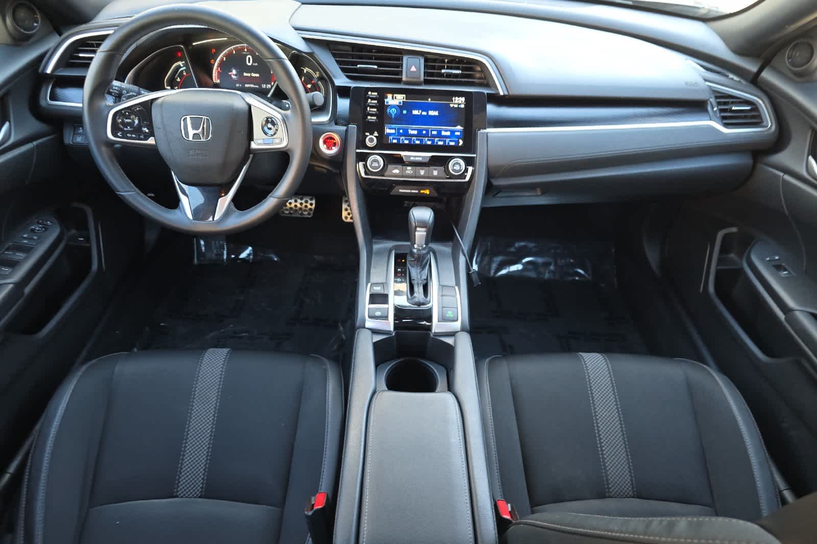 2020 Honda Civic Sport photo 2
