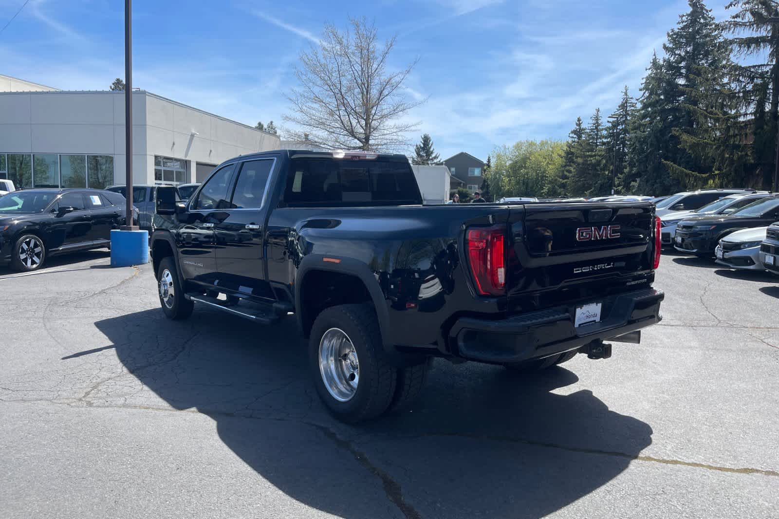 Thumbnail: 2021 GMC Sierra 3500 - 3