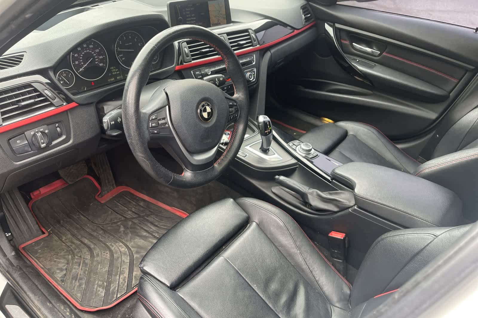 Thumbnail: 2012 BMW 3 Series - 13