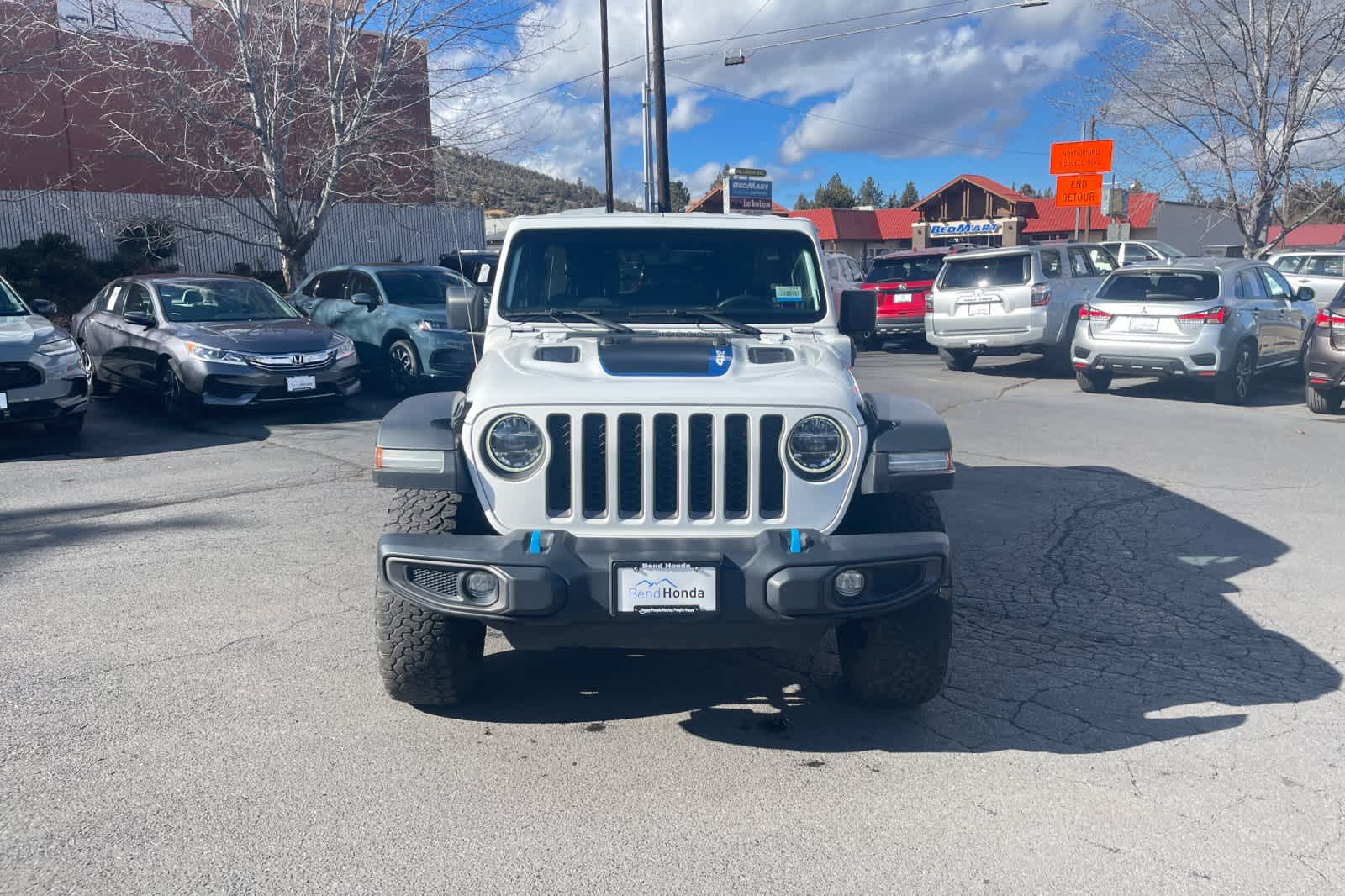 Thumbnail: 2021 Jeep Wrangler - 10