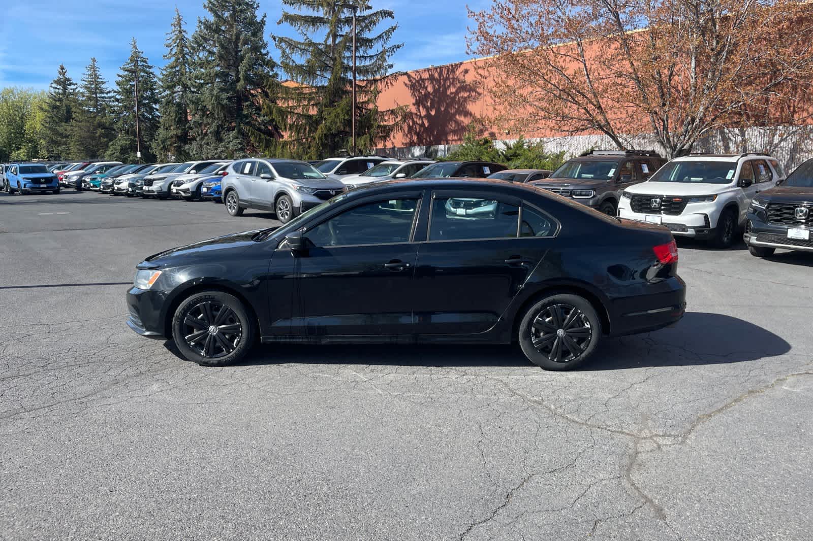 Thumbnail: 2015 Volkswagen Jetta - 2