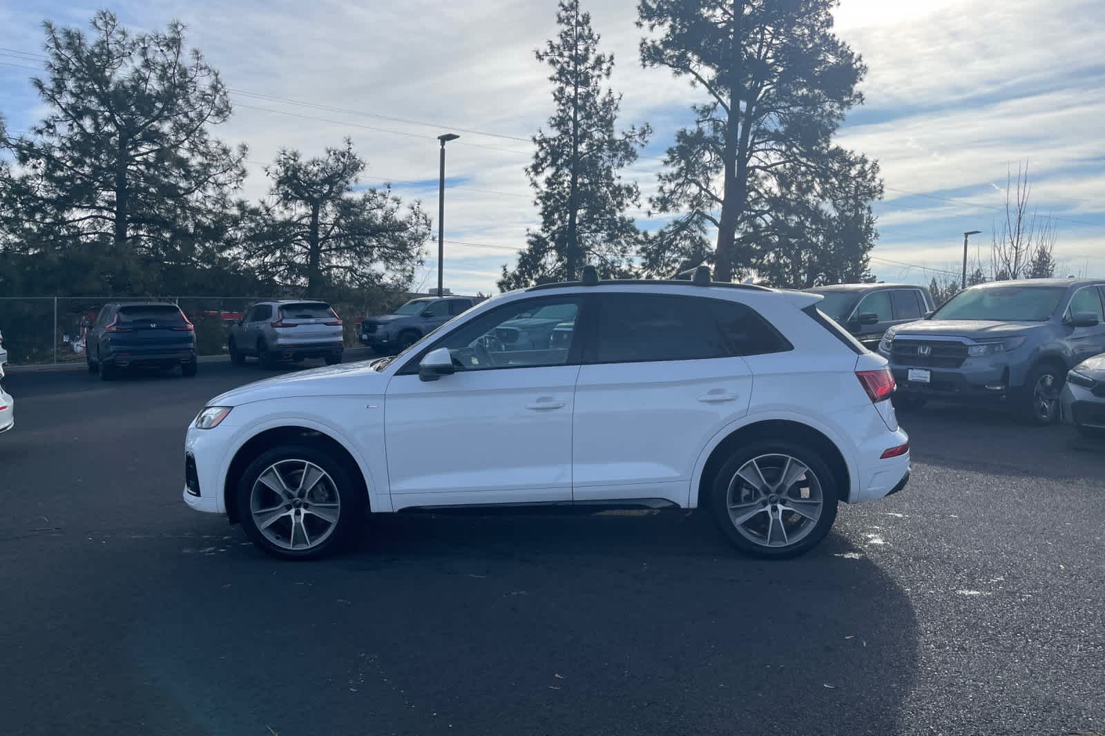 Thumbnail: 2025 Audi Q5 - 5