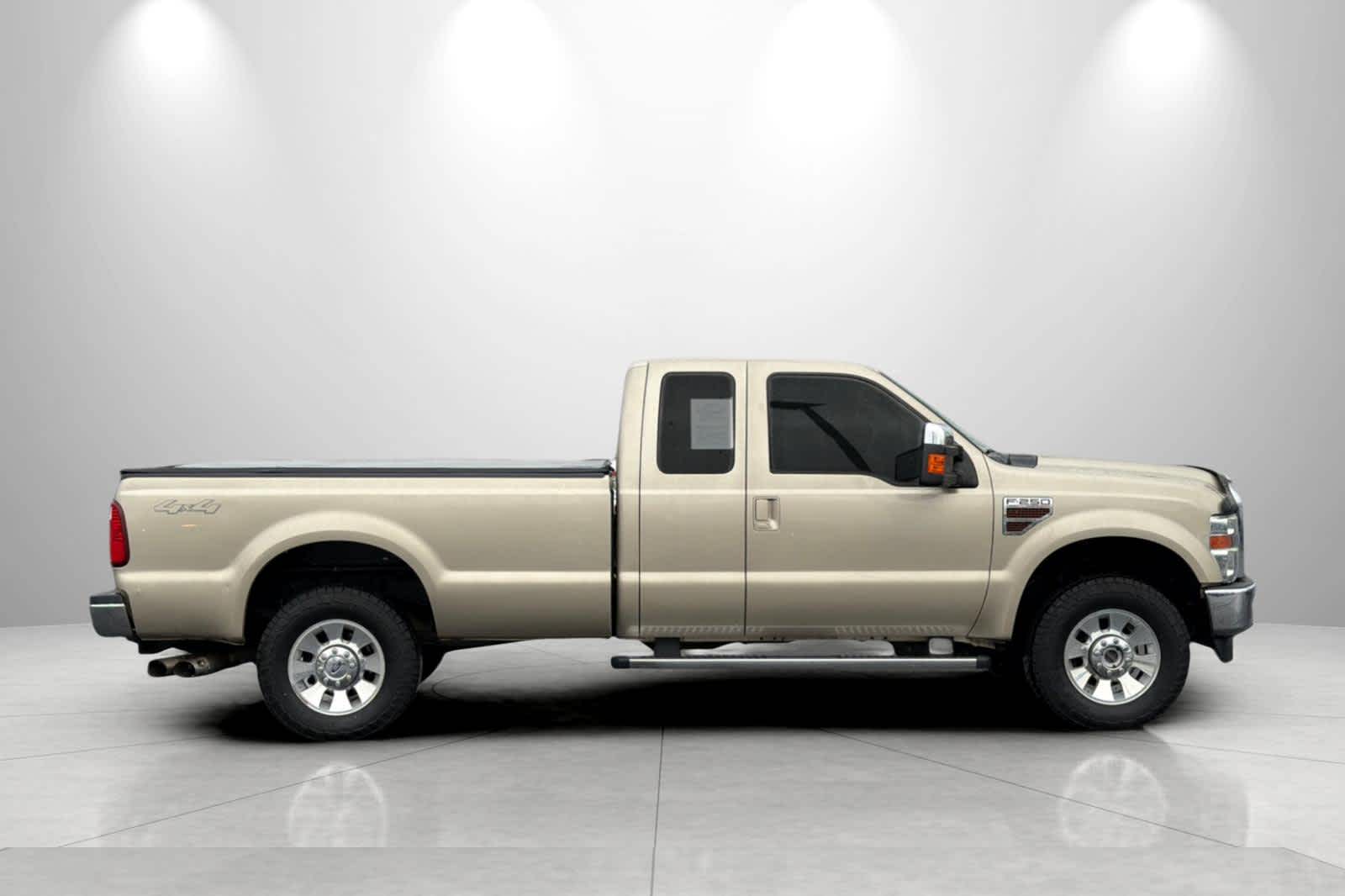 Thumbnail: 2010 Ford F-250 - 8