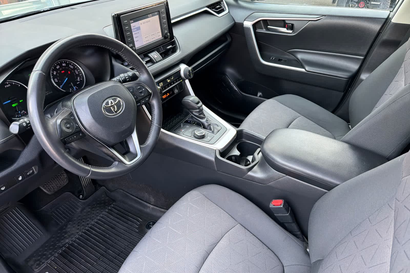 Thumbnail: 2019 Toyota RAV4 - 13