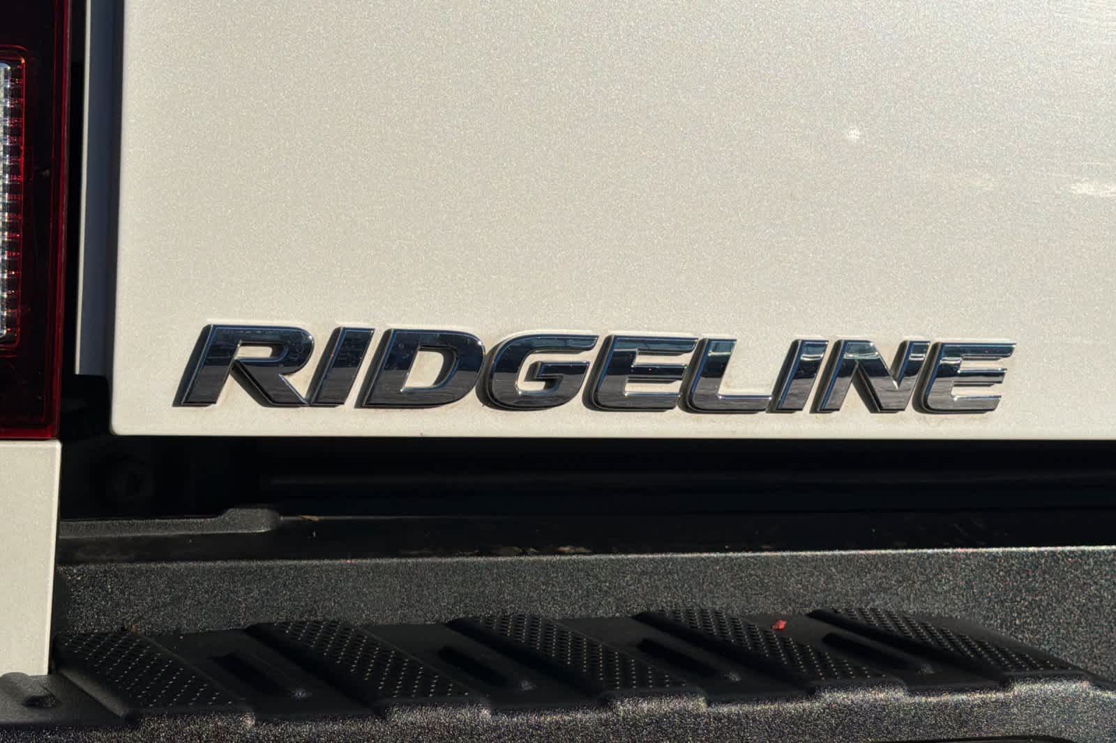 Thumbnail: 2017 Honda Ridgeline - 11