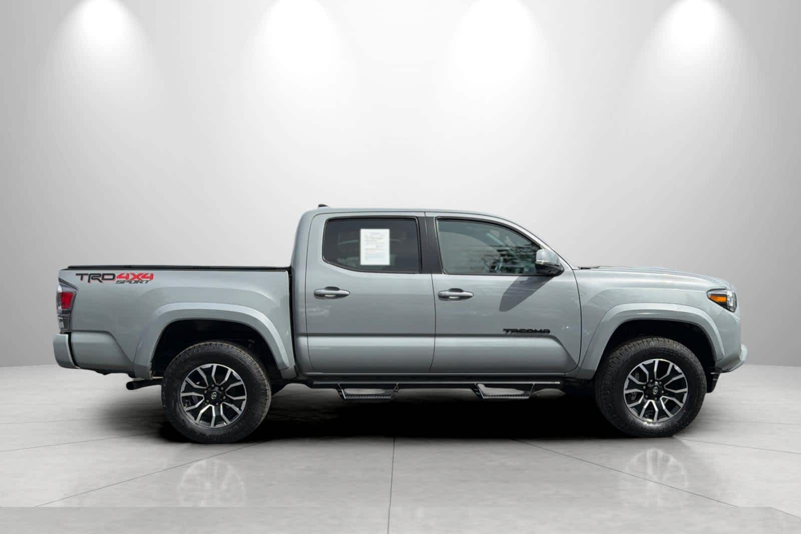 Thumbnail: 2020 Toyota Tacoma - 8