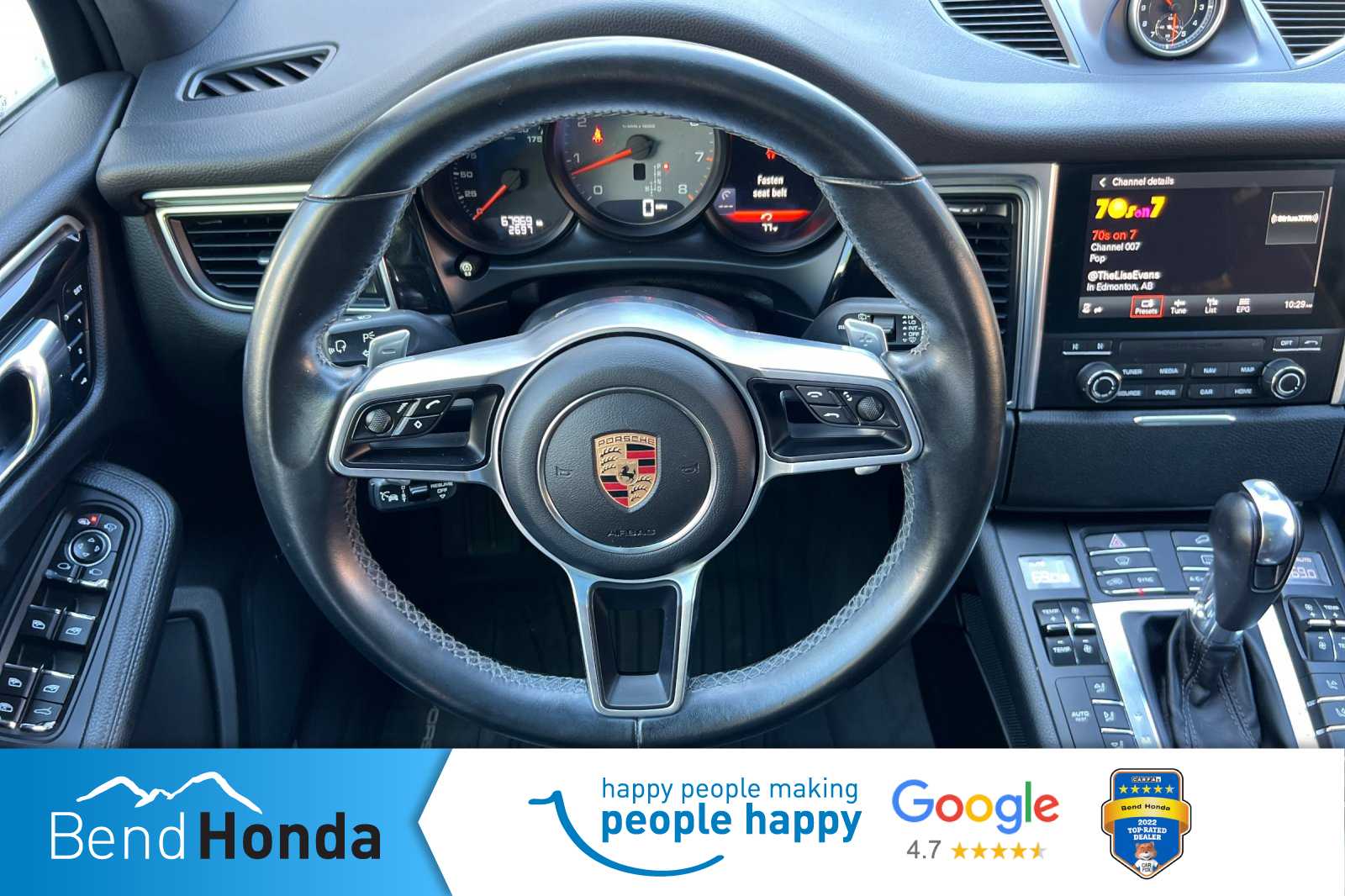 Thumbnail: 2017 Porsche Macan - 16