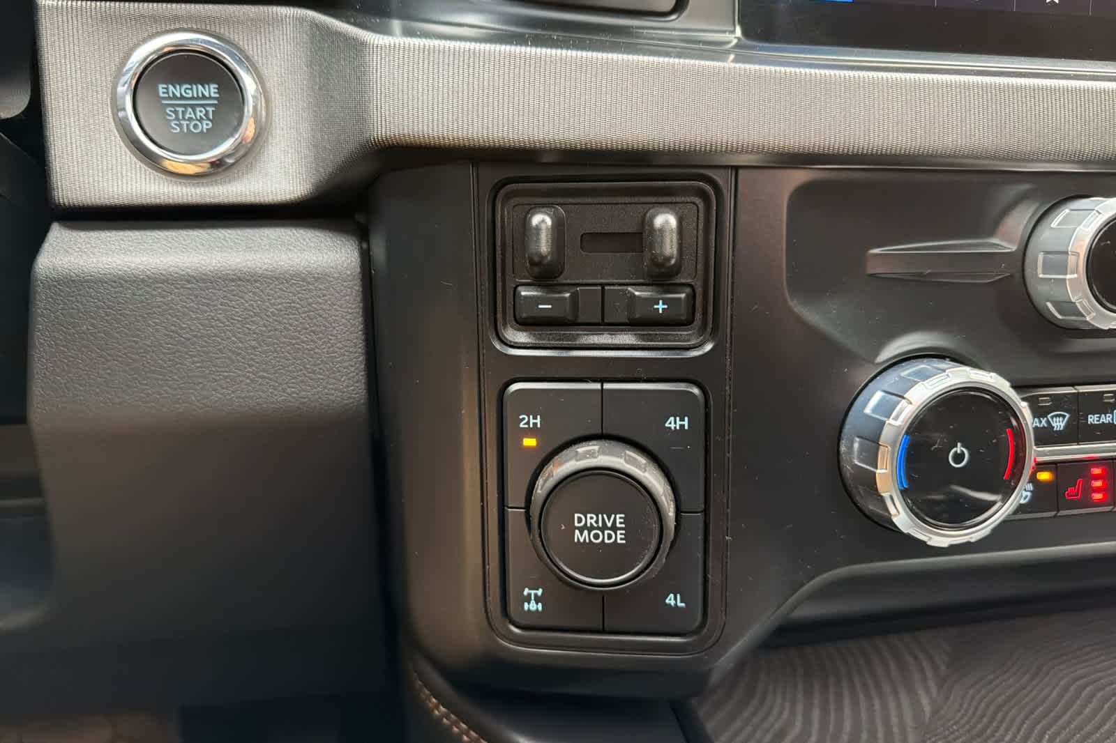 Thumbnail: 2024 Ford F-350 - 29