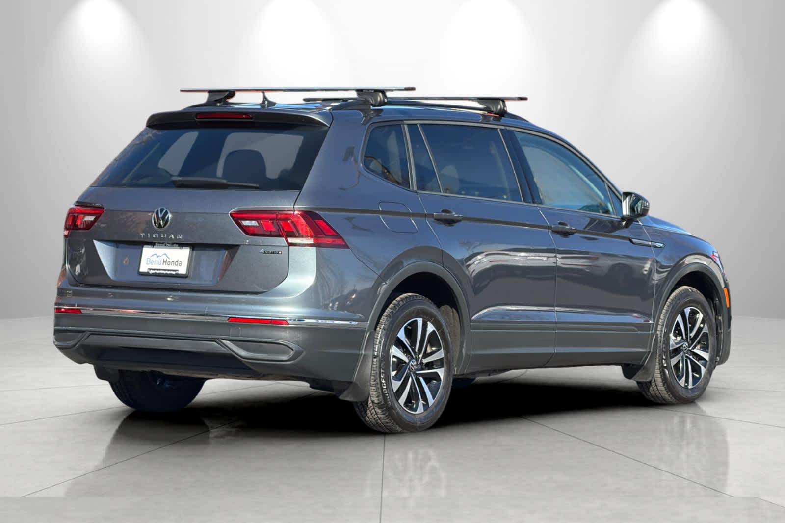 Thumbnail: 2022 Volkswagen Tiguan - 2