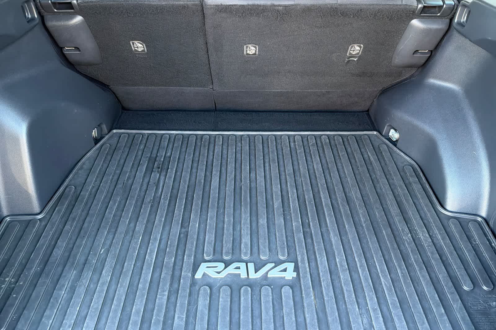 Thumbnail: 2024 Toyota RAV4 - 19