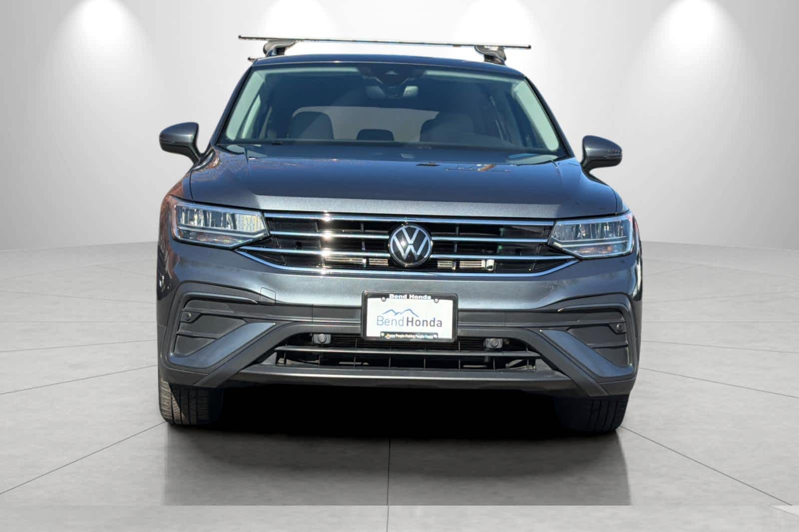 Thumbnail: 2022 Volkswagen Tiguan - 10