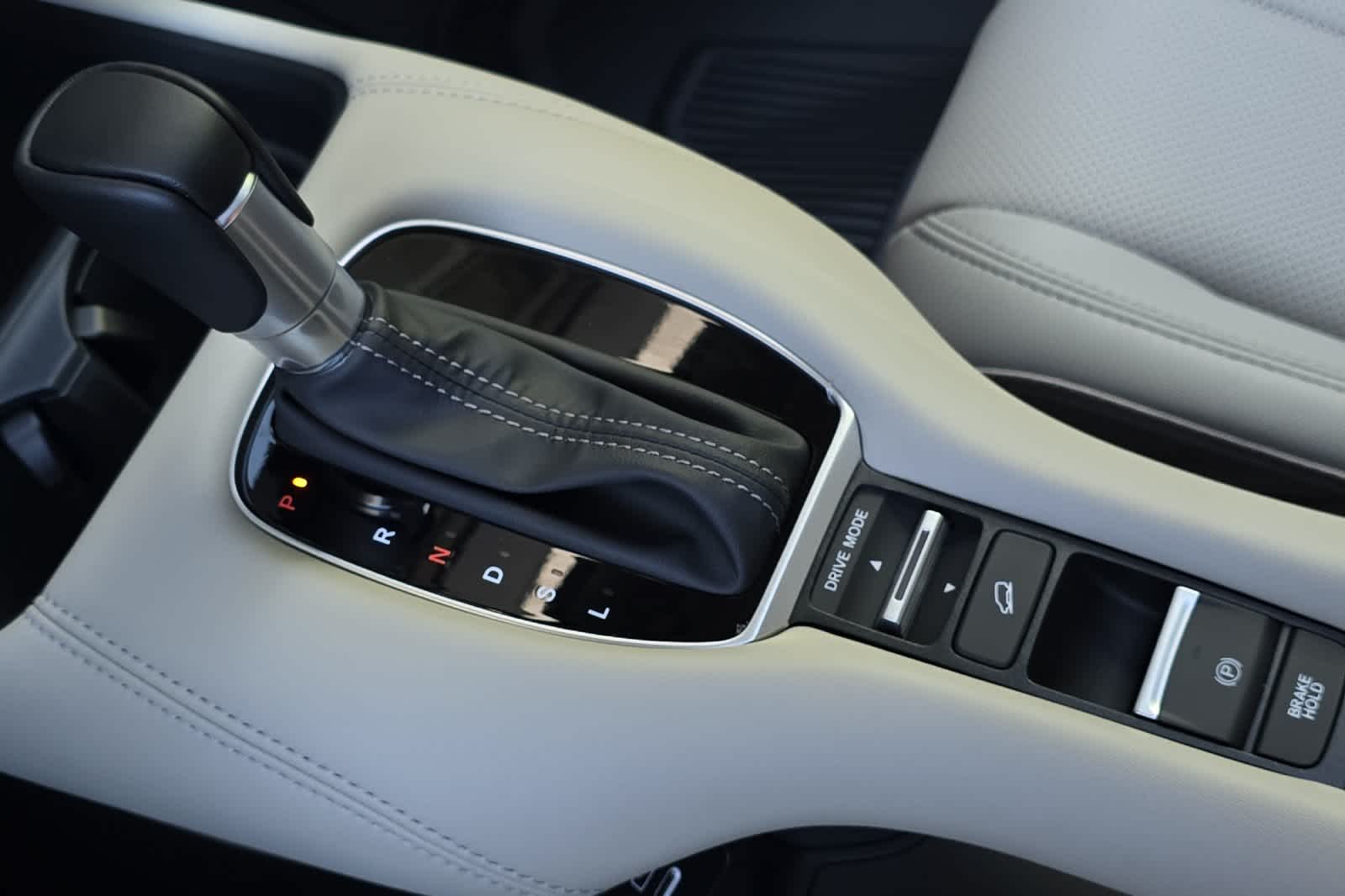 Thumbnail: 2026 Honda HR-V - 23