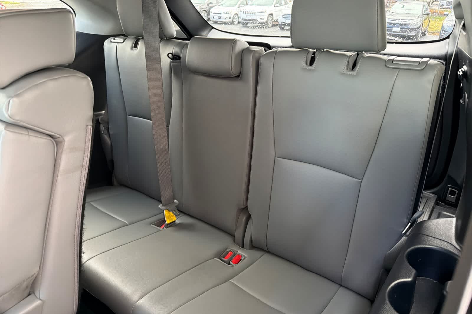 Thumbnail: 2022 Toyota Highlander - 17