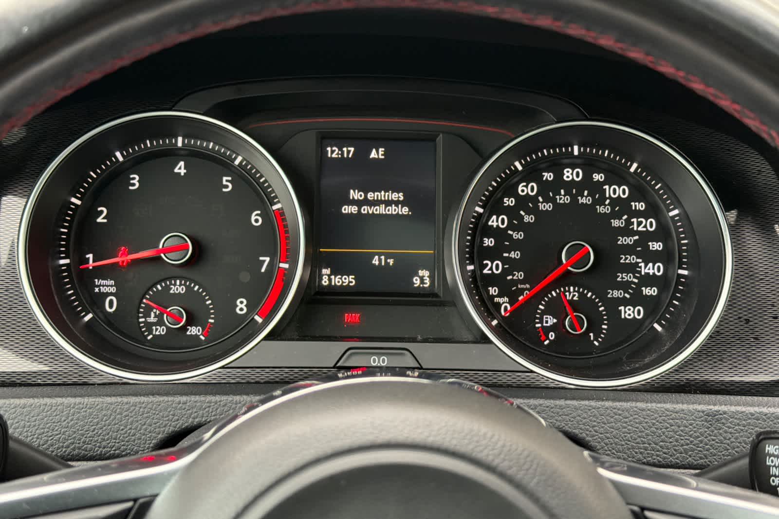 Thumbnail: 2016 Volkswagen Golf - 27