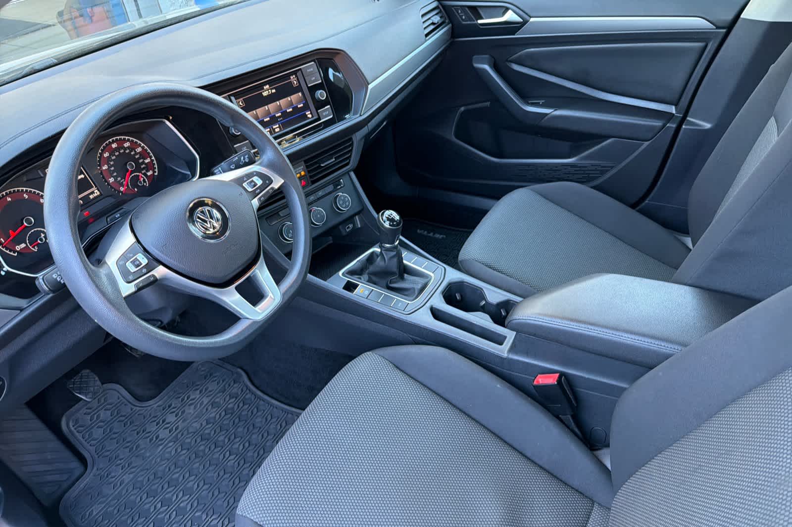 Thumbnail: 2019 Volkswagen Jetta - 13