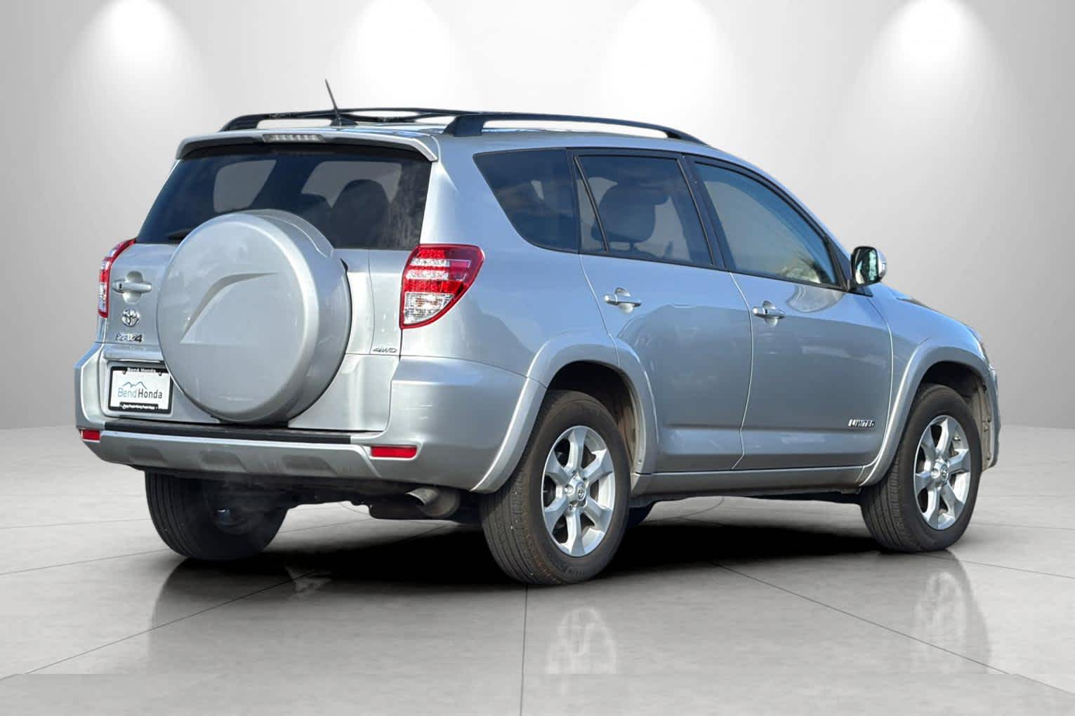 Thumbnail: 2012 Toyota RAV4 - 2
