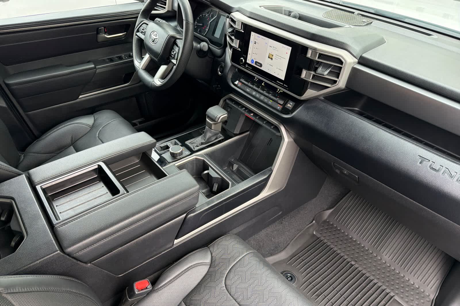 Thumbnail: 2024 Toyota Tundra - 17