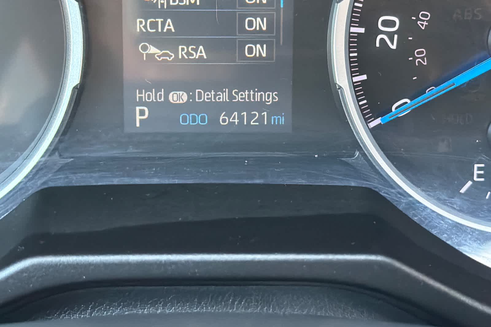 Thumbnail: 2019 Toyota RAV4 - 27