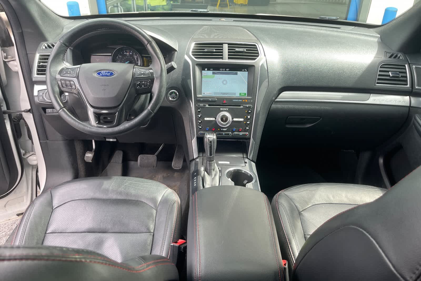 Thumbnail: 2017 Ford Explorer - 11