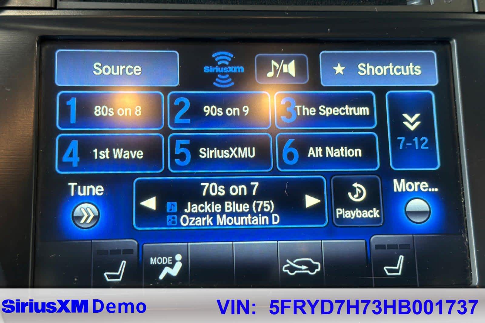 Thumbnail: 2017 Acura MDX - 30