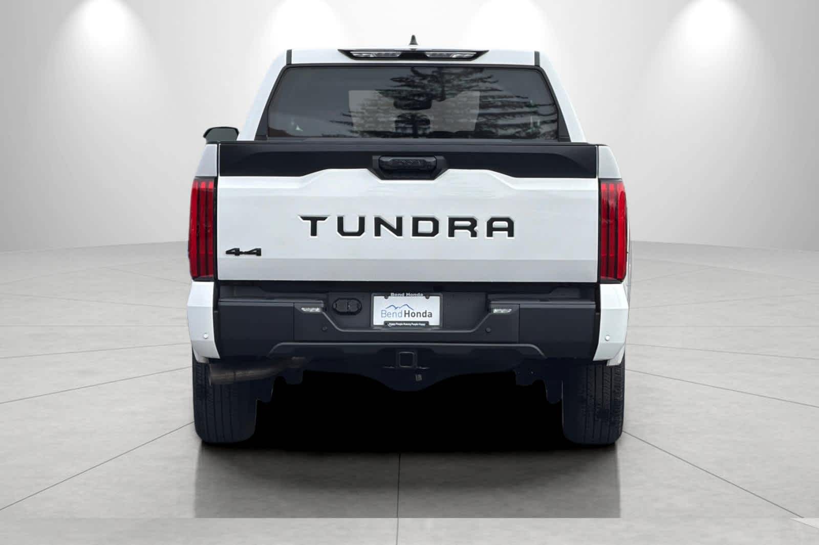 Thumbnail: 2024 Toyota Tundra - 7