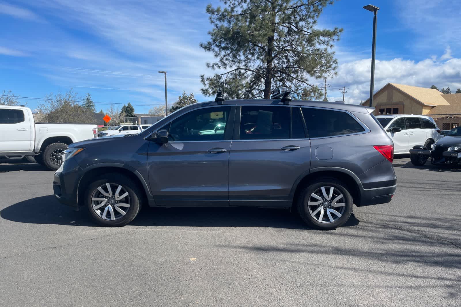 Thumbnail: 2020 Honda Pilot - 2