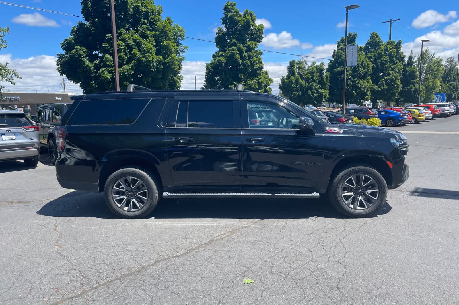 Thumbnail: 2021 Chevrolet Suburban - 5