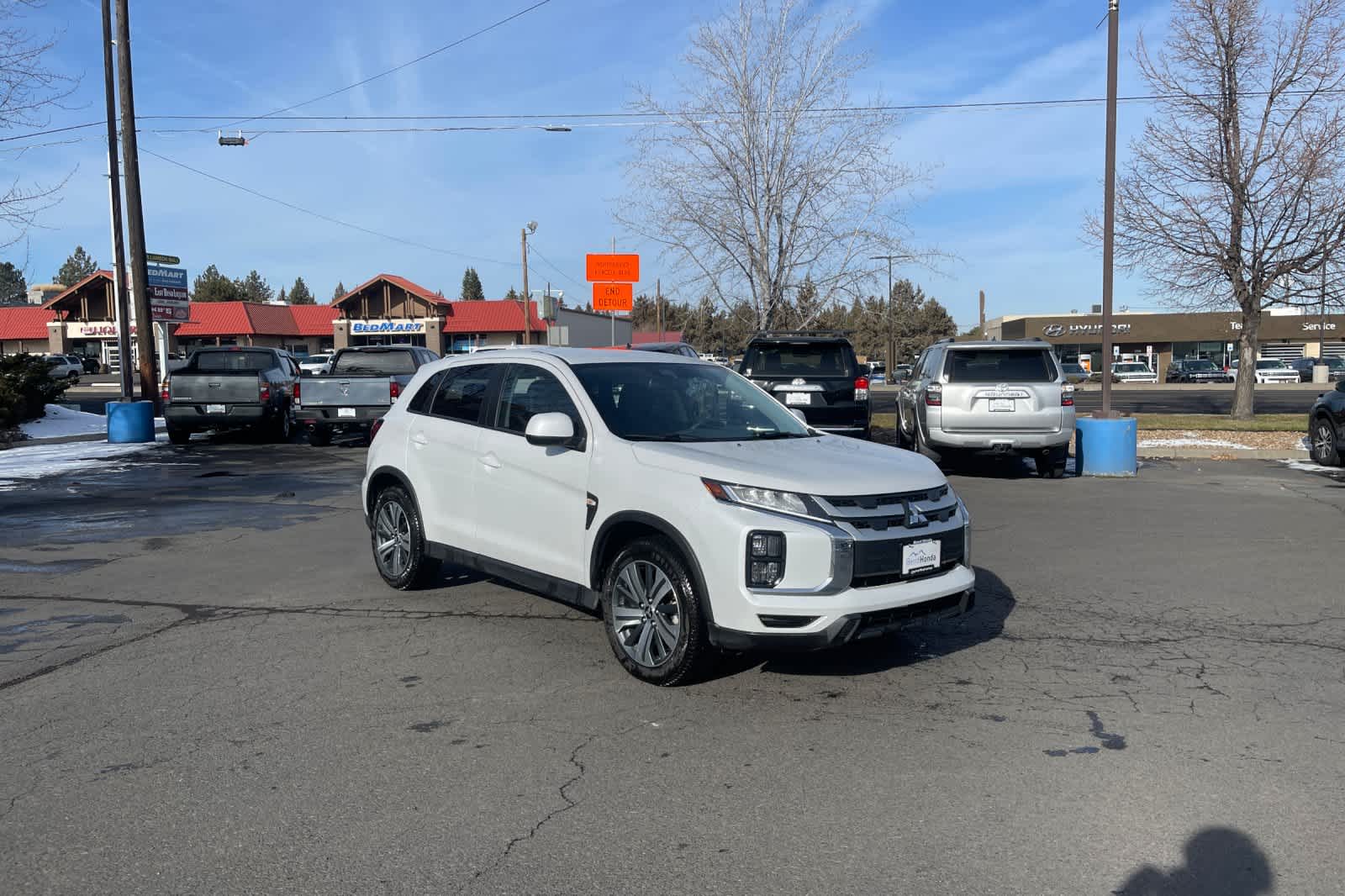 Thumbnail: 2024 Mitsubishi Outlander Sport - 9