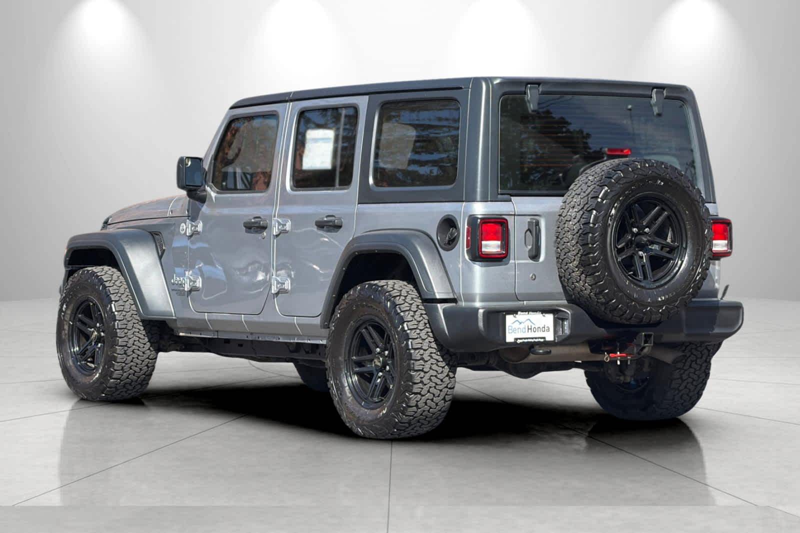 Thumbnail: 2018 Jeep Wrangler - 6
