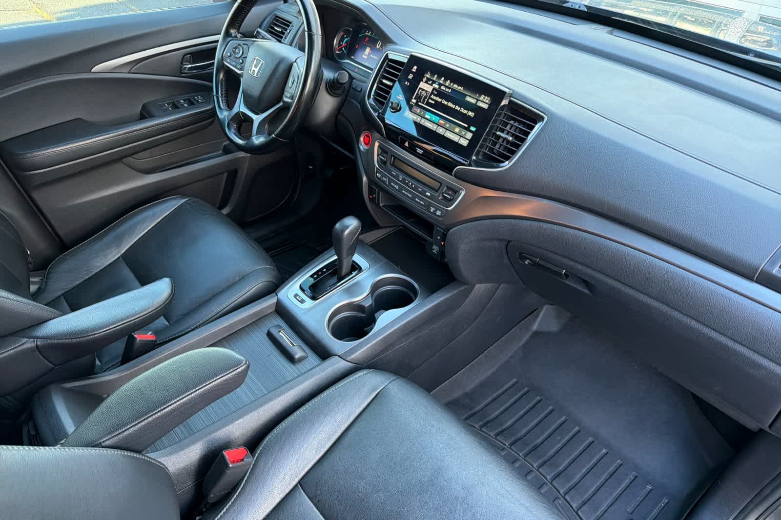 Thumbnail: 2020 Honda Pilot - 19