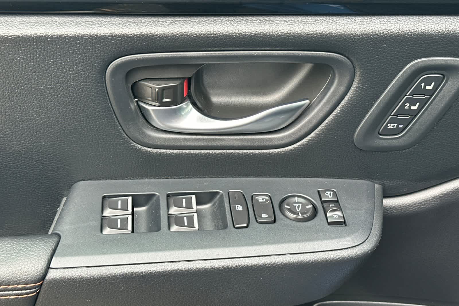 Thumbnail: 2024 Honda Pilot - 15