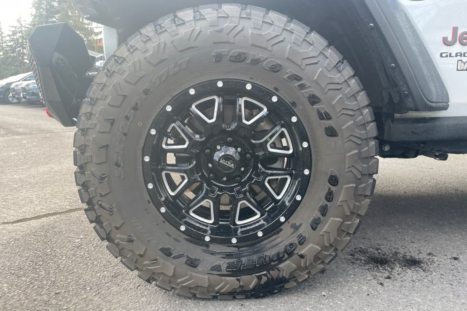 Thumbnail: 2022 Jeep Gladiator - 11