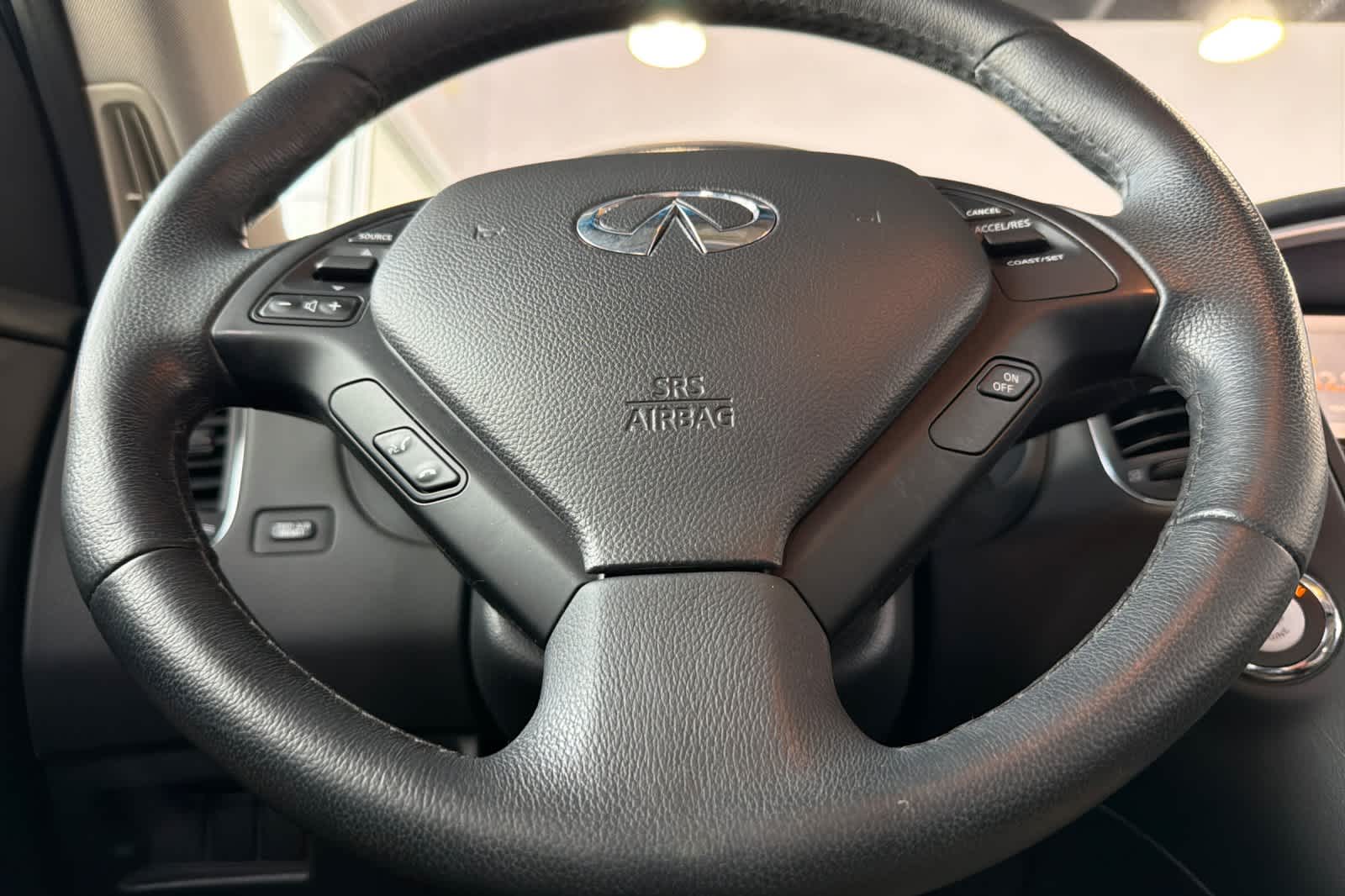 Thumbnail: 2017 INFINITI QX50 - 25