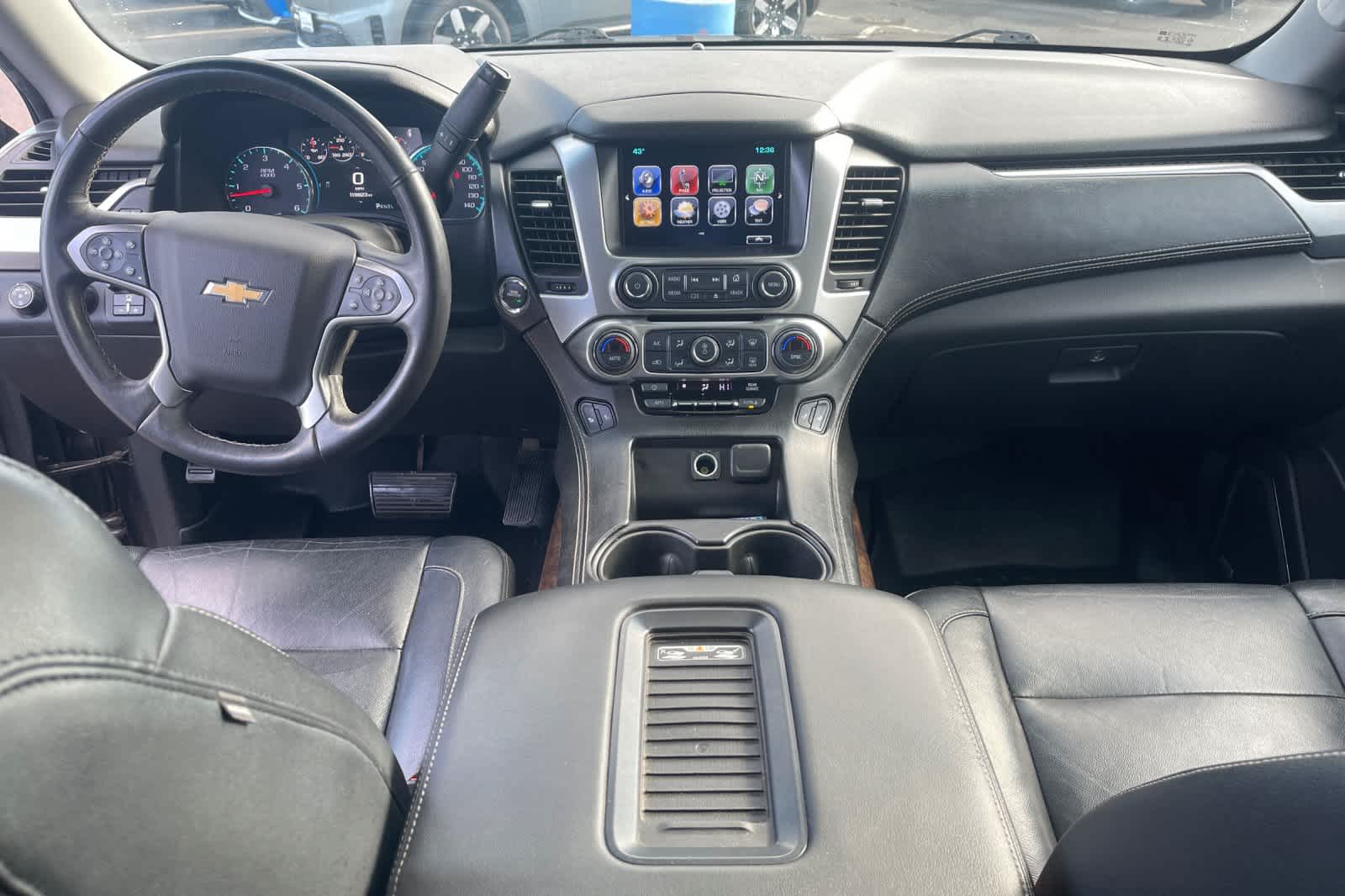 Thumbnail: 2017 Chevrolet Suburban - 3