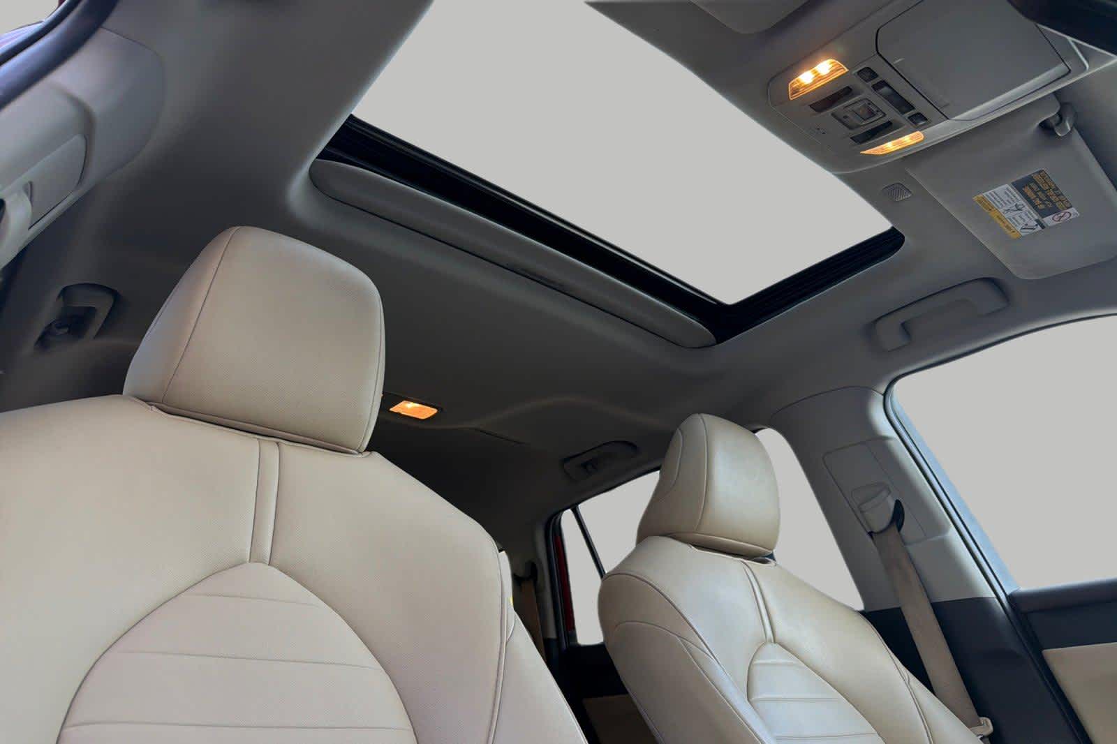 Thumbnail: 2021 Toyota Highlander - 19