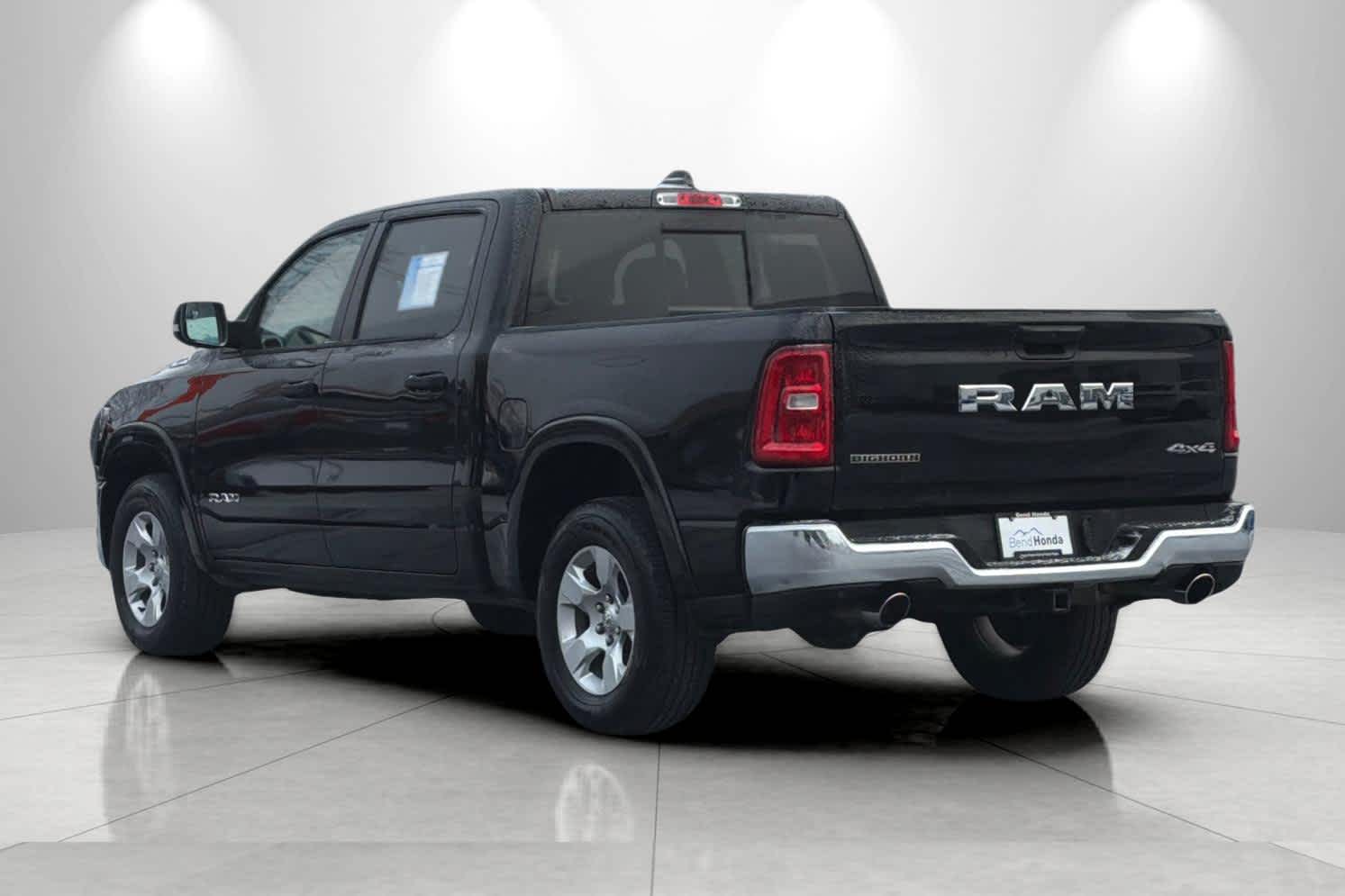 Thumbnail: 2025 RAM 1500 - 6