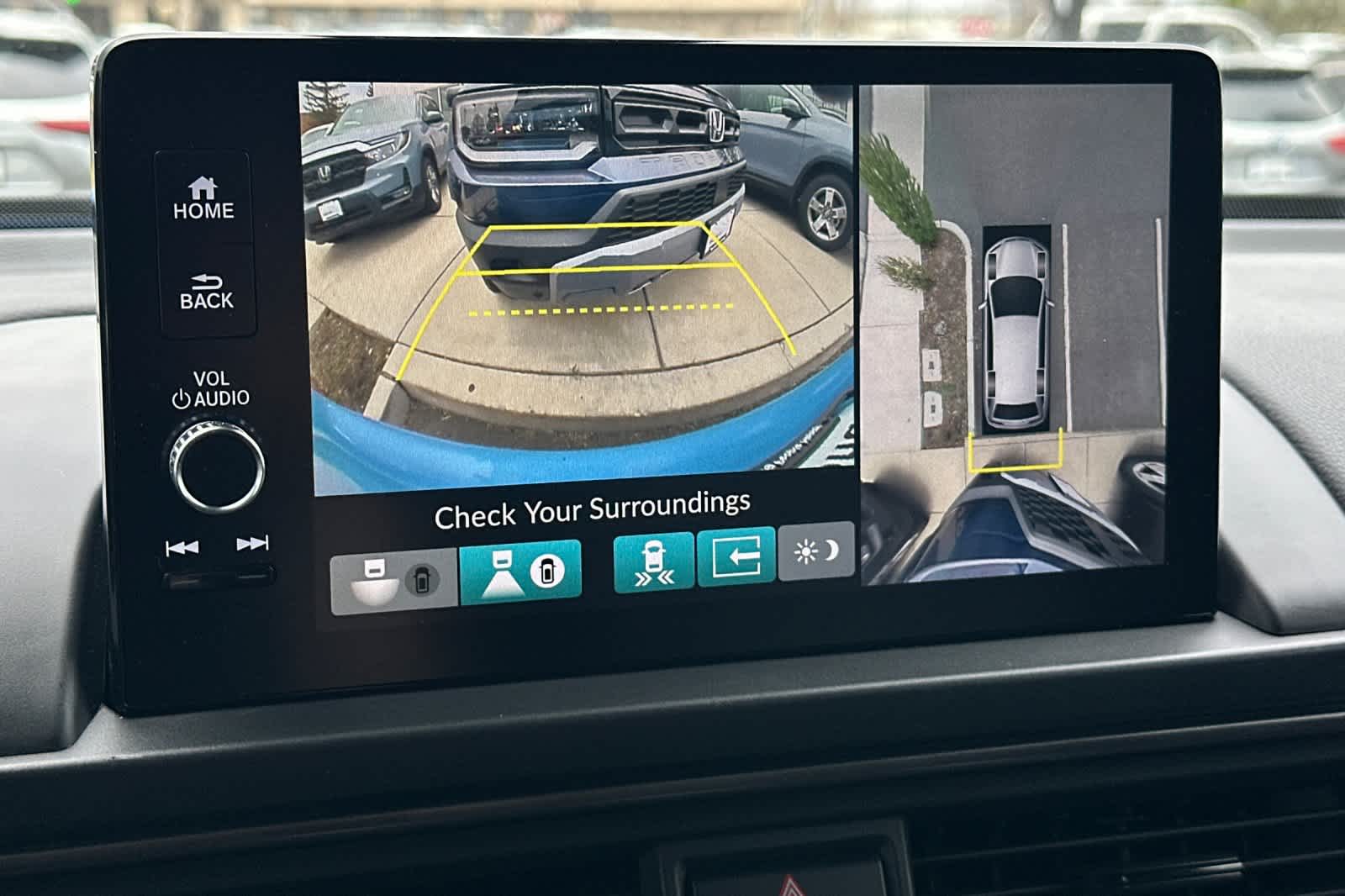 Thumbnail: 2024 Honda Pilot - 22