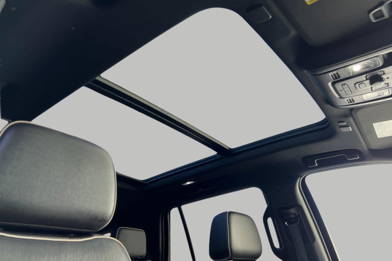 Thumbnail: 2021 Chevrolet Tahoe - 19