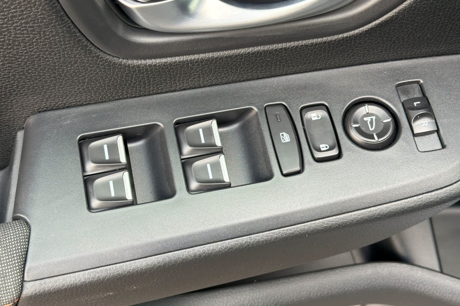 Thumbnail: 2026 Honda Pilot - 15